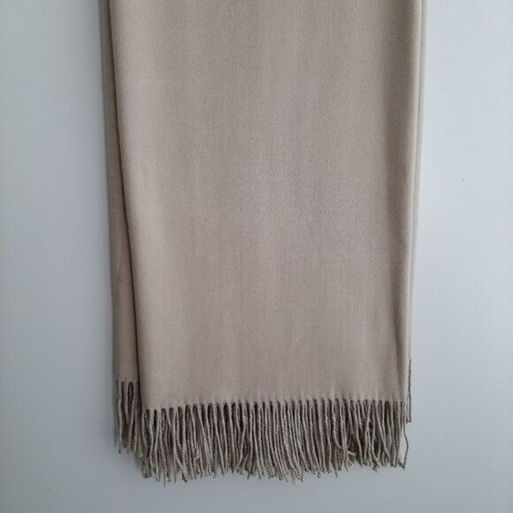 INDIGO / Soft Fleece Blanket Tassel Fringe Cream Light Beige Neutral - Picture 9 of 9